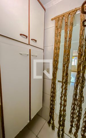 Casa à venda com 220m², 3 quartos e 2 vagas Casa à venda com 220m², 3 quartos e 2 vagasCozinha