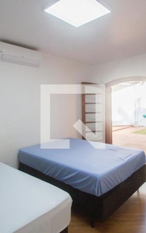 Casa à venda com 600m², 5 quartos e 6 vagasSuíte 2