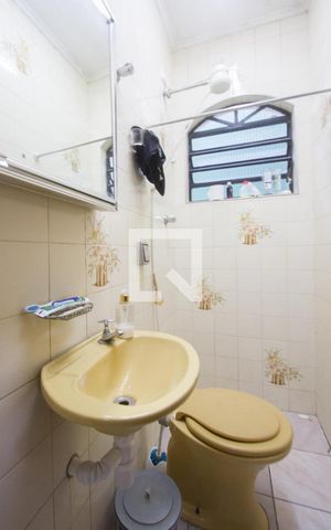 Casa à venda com 600m², 5 quartos e 6 vagasLavabo