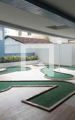 Apartamento à venda com 240m², 4 quartos e 2 vagas Apartamento à venda com 240m², 4 quartos e 2 vagasÁrea comum - Mini Golfe