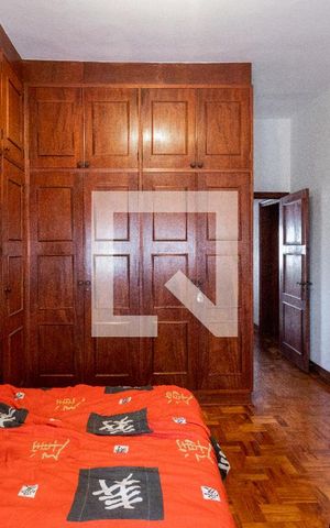 Casa à venda com 600m², 4 quartos e 5 vagas Casa à venda com 600m², 4 quartos e 5 vagasSuíte 4