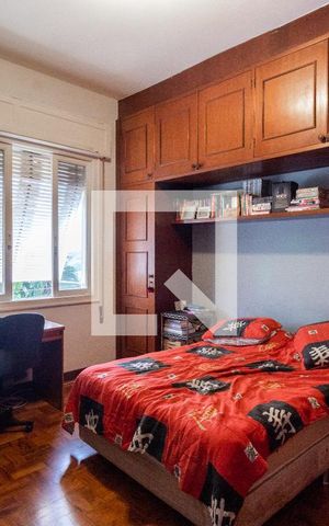 Casa à venda com 600m², 4 quartos e 5 vagas Casa à venda com 600m², 4 quartos e 5 vagasSuíte 4