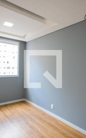 Apartamento para alugar com 36m², 2 quartos e 1 vaga Apartamento para alugar com 36m², 2 quartos e 1 vagaSala