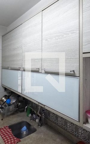 Apartamento à venda com 92m², 3 quartos e 2 vagasCozinha
