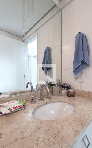 Apartamento à venda com 92m², 3 quartos e 2 vagasBanheiro