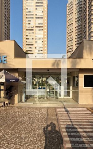 Apartamento à venda com 92m², 3 quartos e 2 vagasFachada e portaria
