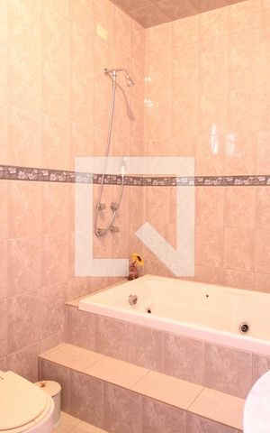 Casa à venda com 240m², 3 quartos e 2 vagasBanheiro do Quarto 3