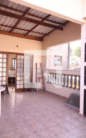 Casa à venda com 240m², 3 quartos e 2 vagasÁrea Externa