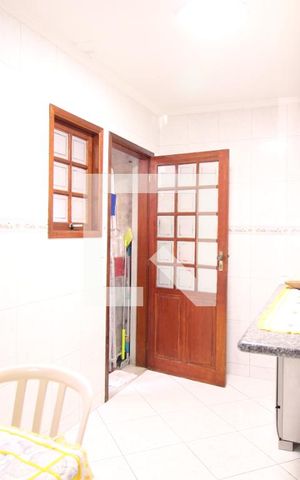 Casa à venda com 240m², 3 quartos e 2 vagasCozinha