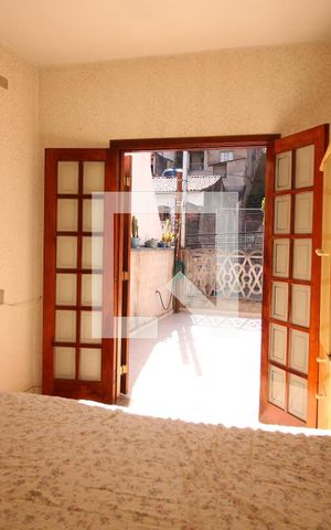 Casa à venda com 240m², 3 quartos e 2 vagasQuarto 2