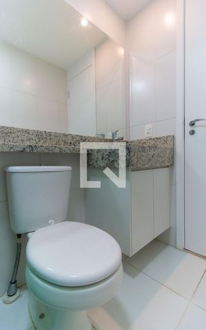 Apartamento para alugar com 60m², 3 quartos e 1 vaga Apartamento para alugar com 60m², 3 quartos e 1 vagaBanheiro Social