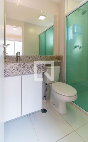 Apartamento para alugar com 60m², 3 quartos e 1 vaga Apartamento para alugar com 60m², 3 quartos e 1 vagaBanheiro da Suíte