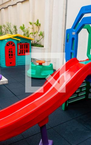Apartamento para alugar com 60m², 2 quartos e 1 vaga Apartamento para alugar com 60m², 2 quartos e 1 vagaÁrea Comum - Playground