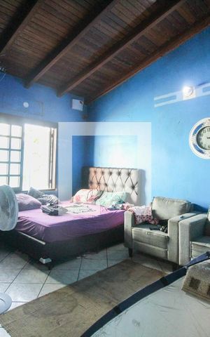 Casa à venda com 280m², 5 quartos e 1 vaga Casa à venda com 280m², 5 quartos e 1 vagaQuarto 1