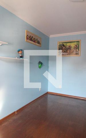 Casa à venda com 280m², 5 quartos e 1 vaga Casa à venda com 280m², 5 quartos e 1 vagaQuarto 3