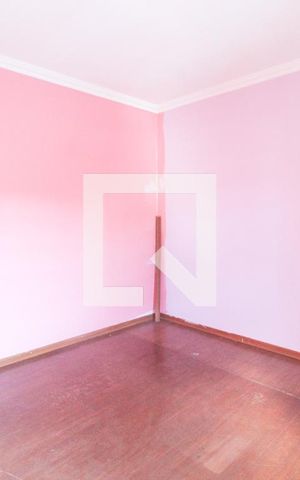 Casa à venda com 280m², 5 quartos e 1 vaga Casa à venda com 280m², 5 quartos e 1 vagaQuarto Suíte