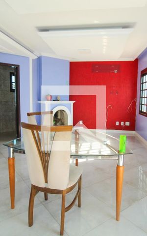 Casa à venda com 280m², 5 quartos e 1 vaga Casa à venda com 280m², 5 quartos e 1 vagaSala de Jantar