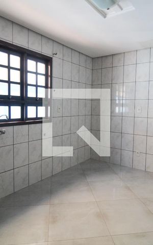 Casa à venda com 280m², 5 quartos e 1 vaga Casa à venda com 280m², 5 quartos e 1 vagaCozinha
