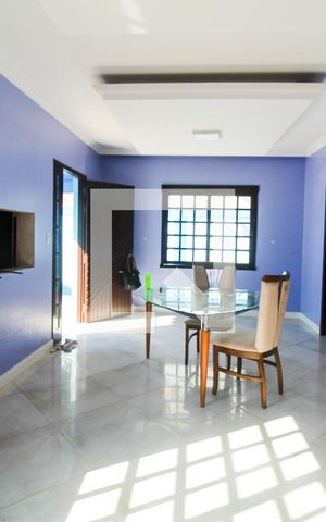 Casa à venda com 280m², 5 quartos e 1 vaga Casa à venda com 280m², 5 quartos e 1 vagaSala de Jantar