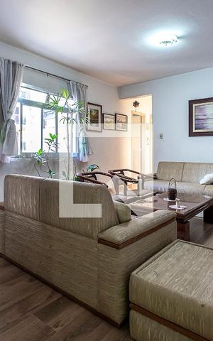 Apartamento à venda com 86m², 2 quartos e sem vaga Apartamento à venda com 86m², 2 quartos e sem vagaSala