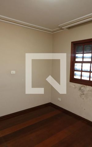 Casa à venda com 202m², 3 quartos e 4 vagasQuarto 2