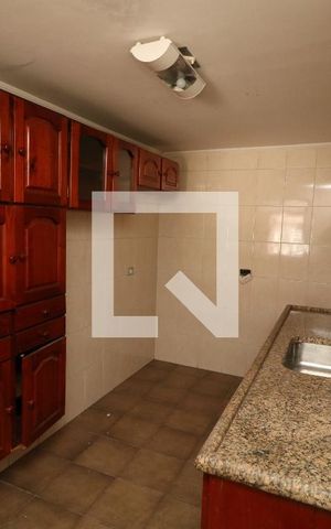 Casa à venda com 202m², 3 quartos e 4 vagasCozinha Garagem