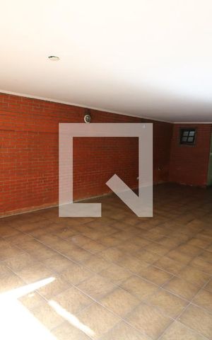 Casa à venda com 202m², 3 quartos e 4 vagasGaragem