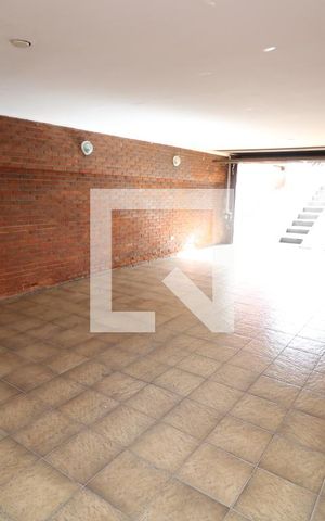 Casa à venda com 202m², 3 quartos e 4 vagasGaragem