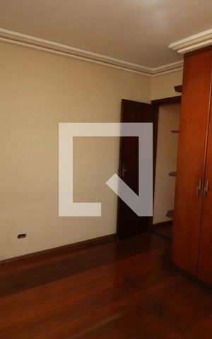 Casa à venda com 202m², 3 quartos e 4 vagasQuarto 2