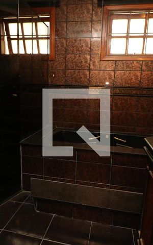Casa à venda com 202m², 3 quartos e 4 vagasBanheiro da Suíte