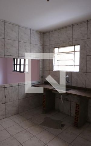 Casa para alugar com 163m², 2 quartos e 2 vagasCozinha