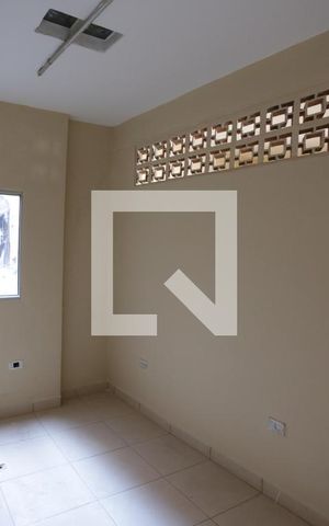 Casa para alugar com 163m², 2 quartos e 2 vagasEscritório