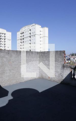 Casa para alugar com 163m², 2 quartos e 2 vagasQuintal