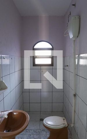 Casa para alugar com 163m², 2 quartos e 2 vagasBanheiro da Suíte