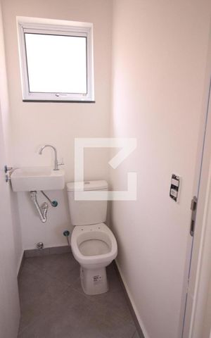 Casa para alugar com 86m², 2 quartos e 2 vagasLavabo