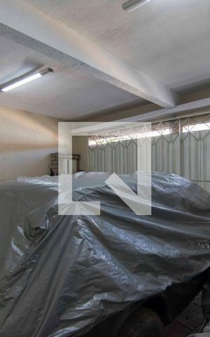 Casa à venda com 250m², 3 quartos e 3 vagasGaragem