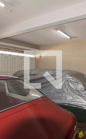 Casa à venda com 250m², 3 quartos e 3 vagasGaragem