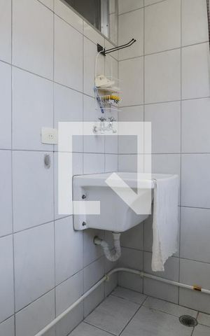 Apartamento para alugar com 75m², 2 quartos e 1 vagaÁrea de Serviço