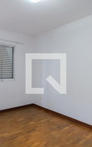 Apartamento para alugar com 75m², 2 quartos e 1 vagaQuarto 1