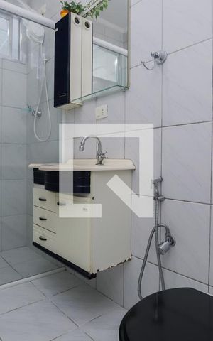 Apartamento para alugar com 75m², 2 quartos e 1 vagaBanheiro