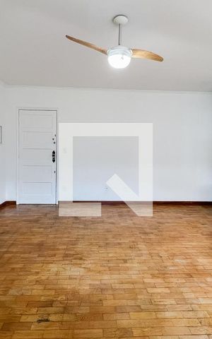 Apartamento para alugar com 75m², 2 quartos e 1 vagaSala