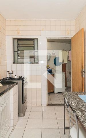 Casa à venda com 350m², 4 quartos e 1 vaga Casa à venda com 350m², 4 quartos e 1 vagaCozinha - Casa 02