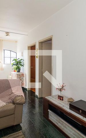 Casa à venda com 350m², 4 quartos e 1 vaga Casa à venda com 350m², 4 quartos e 1 vagaSala - Casa 01