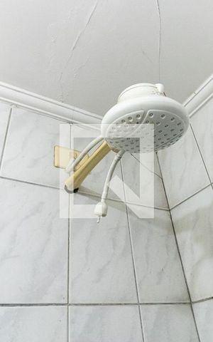 Apartamento à venda com 90m², 3 quartos e 2 vagas Apartamento à venda com 90m², 3 quartos e 2 vagasChuveiro