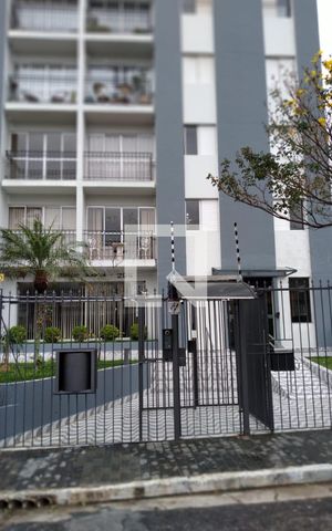 Apartamento à venda com 90m², 3 quartos e 2 vagas Apartamento à venda com 90m², 3 quartos e 2 vagasFachada