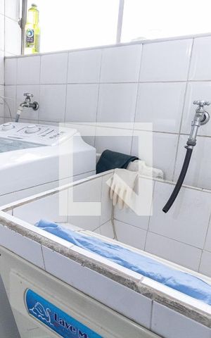 Apartamento à venda com 90m², 3 quartos e 2 vagas Apartamento à venda com 90m², 3 quartos e 2 vagasCozinha e Área de Serviço