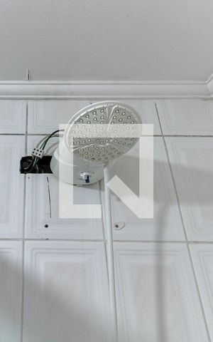 Apartamento à venda com 90m², 3 quartos e 2 vagas Apartamento à venda com 90m², 3 quartos e 2 vagasChuveiro