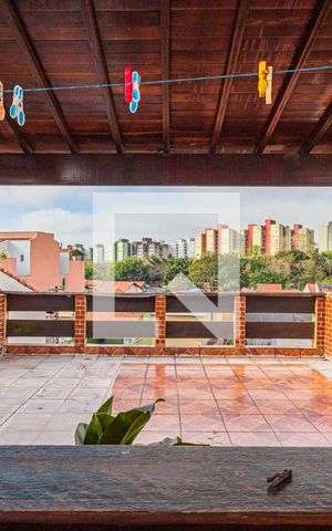 Casa à venda com 325m², 3 quartos e 2 vagas Casa à venda com 325m², 3 quartos e 2 vagasVaranda da Suite 3