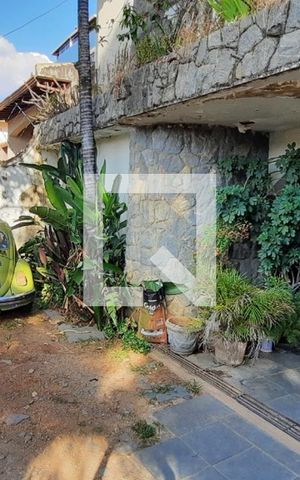 Casa à venda com 292m², 4 quartos e 3 vagas