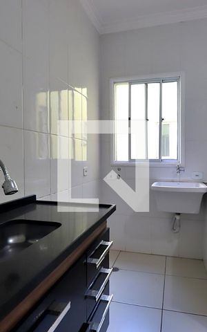 Apartamento à venda com 45m², 2 quartos e 1 vagaCozinha e Área de Serviço